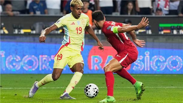 Yamal fehlt FC Barcelona: Flick sauer auf spanischen Verband Lamine Yamal fehlt dem FC Barcelona nach seinen Länderspiel-Einsätzen für Spanien.