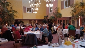 Landfrauen wählen bei der Jahreshauptversammlung einen neuen Vorstand. Das sichert den Fortbestand des Vereins. 