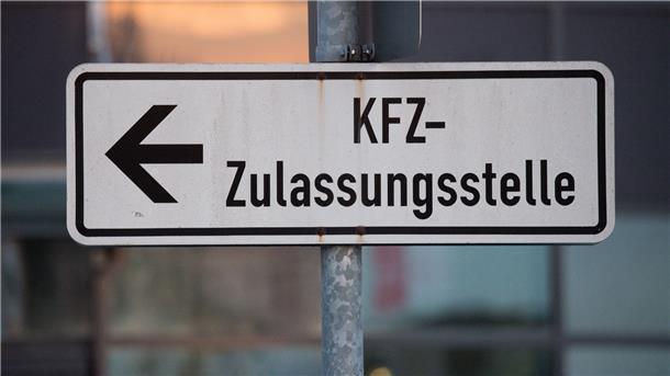 Trendwende auf dem Automarkt? Neuzulassungen stark gestiegen Laut dem Kraftfahrt-Bundesamt verzeichnete der Autohandel im September 14 Prozent mehr Neuzulassungen als im Vorjahresmonat. Eine mögliche Trendwende?