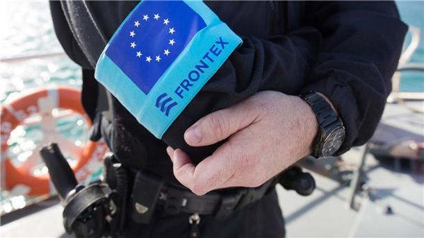 Geflüchtete scheitern mit Klage gegen Frontex vor EU-Gericht Laut EU-Gericht habe Frontex bei den Rückkehraktionen lediglich den Auftrag, die EU-Staaten technisch und operativ zu unterstützen befolgt.