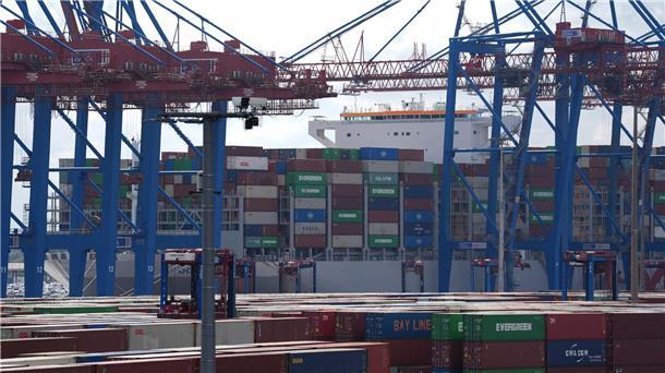 Exportverband sieht Zolldeal als schmerzhaften Kompromiss Laut Exportverband wird die Einigung mit den USA auch in Deutschland Wachstum, Wohlstand und Arbeitsplätze kosten. (Archivbild)