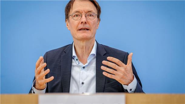 Lauterbach erwartet steigende Sozialversicherungsbeiträge. (Archivbild)