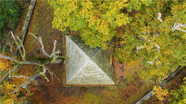 Laves hatte sich bereits als Student mit ägyptischen Bauformen beschäftigt.