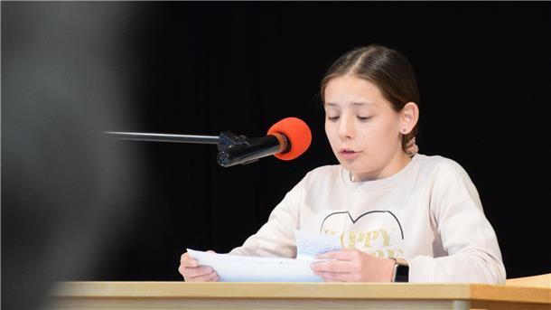 Layla Stünkel von der Eichenschule Scheeßel siegte in der Kategorie des 7. und 8. Jahrgangs.