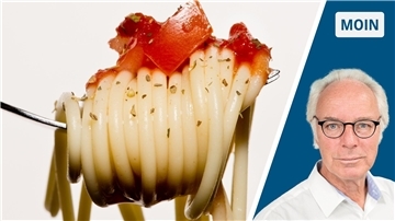  Spaghetti auf einer Gabel.