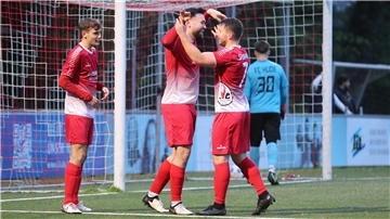 SV Brake gegen FC Hude in der Fußball-Bezirksliga