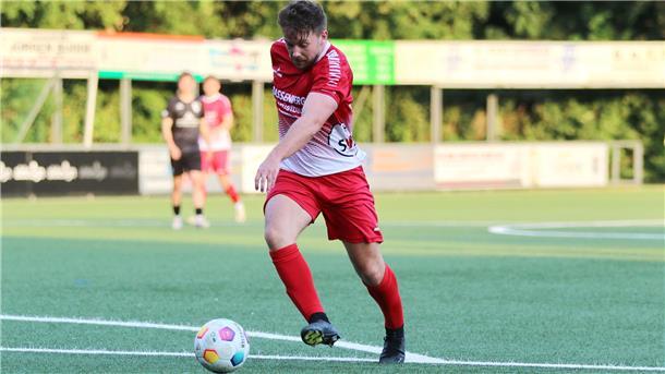 Lennart Uphoff vom Fußball-Bezirksligisten SV Brake