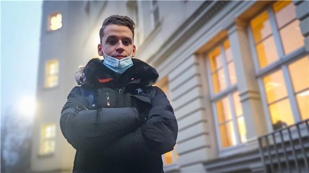 Lennox Püchel, Schülervertreter des Lloyd Gymnasiums, kritisiert das Vorgehen der Schule und des Schulamtes.