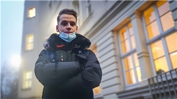 Lennox Püchel, Schülervertreter des Lloyd Gymnasiums, kritisiert das Vorgehen der Schule und des Schulamtes.
