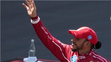 Lewis Hamilton gewann erstmals im Ferrari.