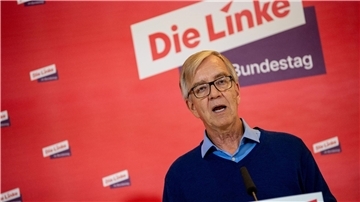 Linke-Fraktionsvorsitzender Dietmar Bartsch zieht sich aus der ersten Reihe seiner Partei zurück.