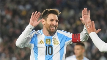 Lionel Messi über WM-Teilnahme 2026: „Möchte dabei sein“ Lionel Messi könnte auch bei der nächsten WM wieder für Argentinien spielen. (Archivbild)