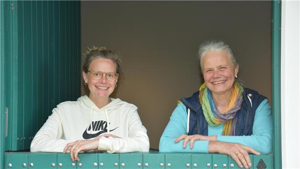 Das Foto zeigt Lisa Schnackenberg und ihre Mutter Irma Behnken-Masthoff.
