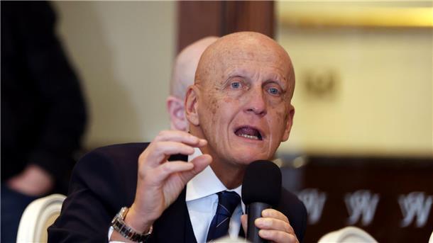 Lobende Worte von FIFA-Schiedsrichter-Chef Pierluigi Collina. (Archivbild)