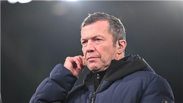 Lothar Matthäus plädiert für einen früheren Einsatz des Videoschiedsrichters.