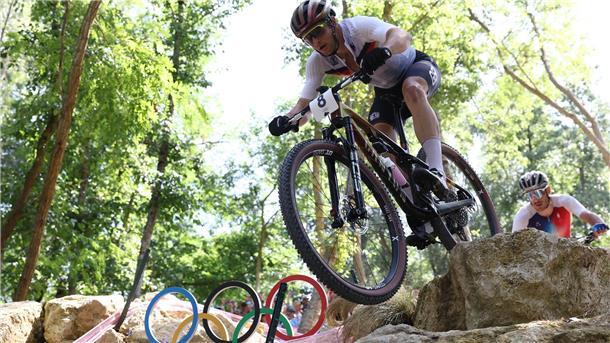 Luca Schwarzbauer auf dem olympischen MTB-Kurs