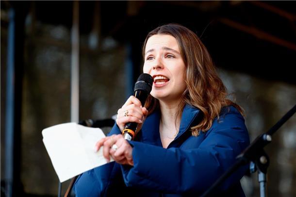 Luisa Neubauer wird am Samstag mit einer Lesung auftreten.
