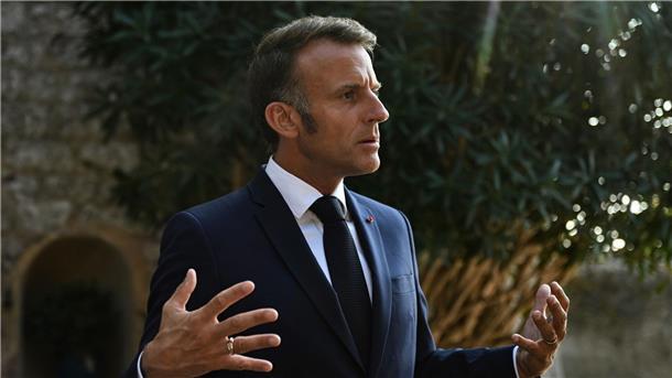 Frankreichs Regierung stürzt bei Vertrauensfrage Macron muss nun schnell handeln, um aus der Schusslinie zu kommen. (Archivbild)