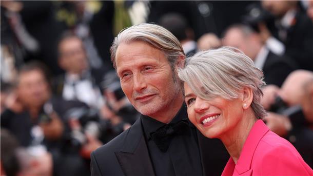 Mads Mikkelsen ist mit seiner Ehefrau Hanne Jacobsen nach Cannes gekommen.