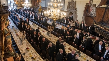 Männer unter sich: Szenen von der 473. Schaffermahlzeit.