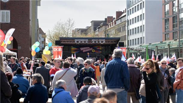 Mai-Kundgebung in Bremerhaven.