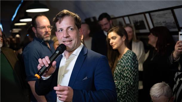 Frankfurt: Stichwahl zwischen OB-Kandidaten von CDU und SPD Mainz hat wieder einen parteilosen Oberbürgermeister: Nino Haase.
