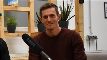 Malte Giesemann macht ist seit einigen Jahren gemeinsam mit Nico Tank für den Pinguins-Podcast verantwortlich.