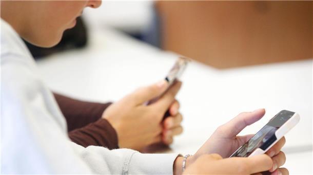 Manche junge Menschen informieren sich auf Tiktok über ADHS.