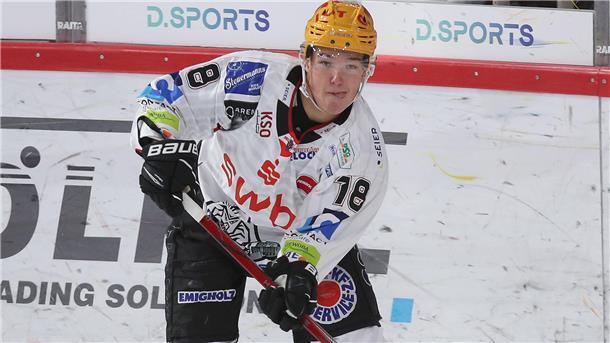 Pinguins schlagen Frankfurt und ziehen mit Tabellenführer Berlin gleich Marat Khaidarov gelang im zweiten Drittel sein erster Scorerpunkt in der DEL. Nur drei Minuten später ließ er sogar sein erstes Tor folgen.