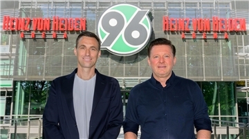 Marcus Mann treibt den Umbruch bei Hannover 96 gemeinsam mit Christian Titz weiter voran.