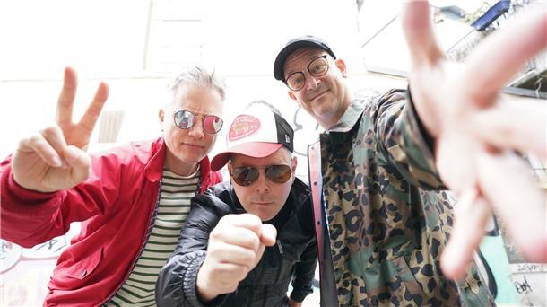 Fettes Brot sagen mit Mega-Konzerten an zwei Tagen Tschüss Martin „Doktor Rentz“ Vandreier (l-r), Boris „König Boris“ Lauterbach und Björn „Björn Beton“ Warns von der Hamburger Hip-Hop-Band Fettes Brot.