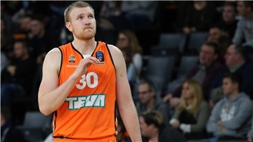 Maximilian Ugrai will für die Eisbären Bremerhaven in der neuen Saison durchstarten.