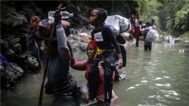 Mehr als 520.000 Menschen nutzten im vergangenen Jahr trotz aller Gefahren die Migrationsroute. (Archivbild)