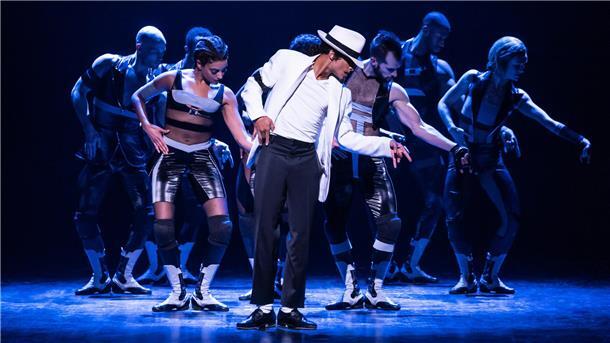 Hamburgs Musicals: King of Pop trifft auf Hercules Mehr als eine Millionen Menschen haben das Michael Jackson Musical am Broadway schon gesehen. Ab März läuft es in London, im Dezember in Hamburg.