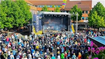 Mehrere tausend Besucher feierten vor zwei Jahren auf dem Rotenburger Pferdemarkt. Das erhoffen sich die Veranstalter auch für das diesjährige Festival.