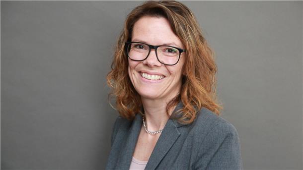 Frau