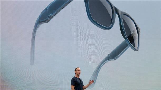 Meta AI: Facebook-Konzern findet Antwort auf ChatGPT Meta-CEO Mark Zuckerberg spricht auf der Connect-Entwicklerkonferenz des Tech-Giganten in Menlo Park.