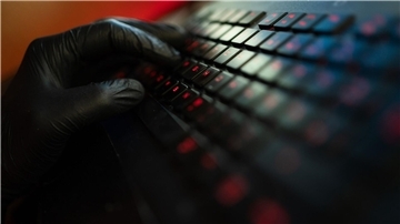 Meta warnt vor einer großen Zahl oft kurzlebiger russischer Fake-Accounts, deren Ziel es sei, die Unterstützung der Ukraine im Westen zu schwächen.