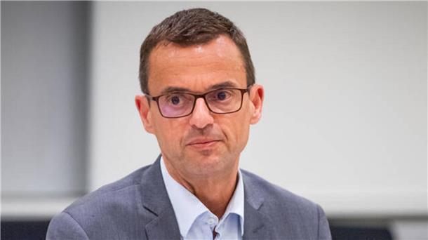Weltweite Hetze wegen des Videos aus Bremerhaven: Wie Stadtrat Frost reagiert Michael Frost zeigt sich entsetzt über die Reaktionen, die das Video hervorgerufen hat.