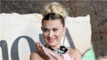Millie Bobby Brown bei der Premiere von „Enola Holmes 2“ in New York.