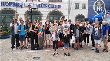 Mit 28 Kindern hat der Ski-Club Bremerhaven einen Ausflug nach Bispingen in die dortige Skihalle unternommen. Alle haben sich gut amüsiert.