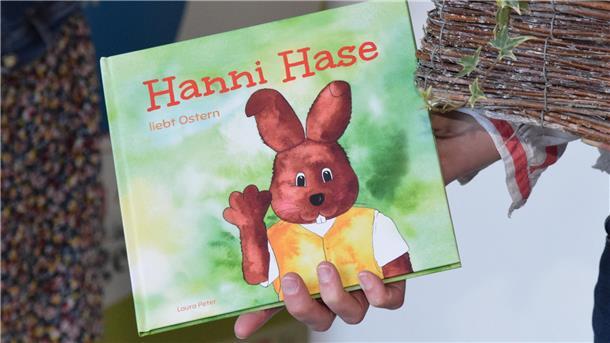 Worauf sich Kinder bei Hanni Hase in Ostereistedt freuen dürfen Mit dem Buch "Hanni Hase liebt Ostern" können sich Menschen das ganze Jahr über auf das Fest einstimmen.