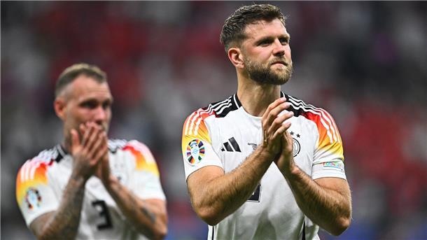Mit einer gelungenen Aktion sorgten David Raum (links) und Niclas Füllkrug dafür, dass die deutsche Nationalmannschaft bei der EM unbesiegt blieb. 
