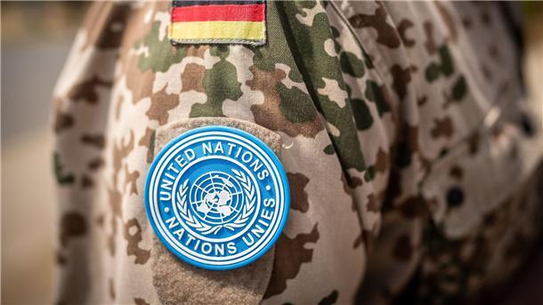 Zwei Auslandseinsätze der Bundeswehr verlängert Mit etwa 13.000 Blauhelm-Soldaten aus 73 Ländern ist „Unmiss“ derzeit die weltweit größte Friedensmission der Vereinten Nationen.