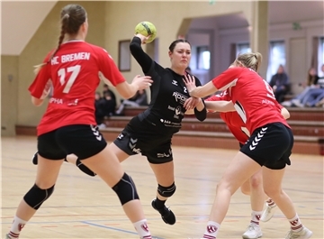 Franziska Sommer vom Elsflether TB in der Handball-Landesliga gegen den HC Bremen