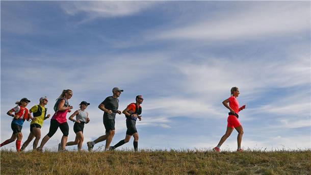 495 Marathons in 495 Tagen - und eine große Sorge Mit ihrem neuen Projekt will die Extremsportlerin auch andere zum Laufen animieren.