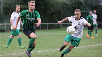 Jannik Weers vom ESV Nordenham in der 1. Fußball-Kreisklasse