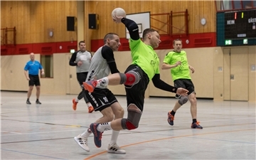 Jonas Schröder von der HSG Unterweser II in der Handball-Regionsliga