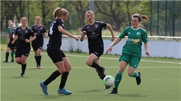 TSV Abbehausen gegen SV Eintracht Oldenburg Frauenfußball-Bezirksliga