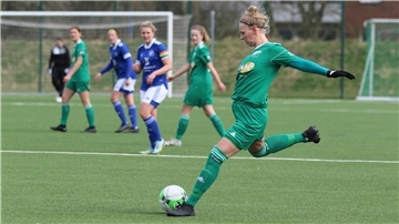 TSV Abbehausen gegen TB Twixlum mit Katrin Grube Frauenfußball-Bezirksliga